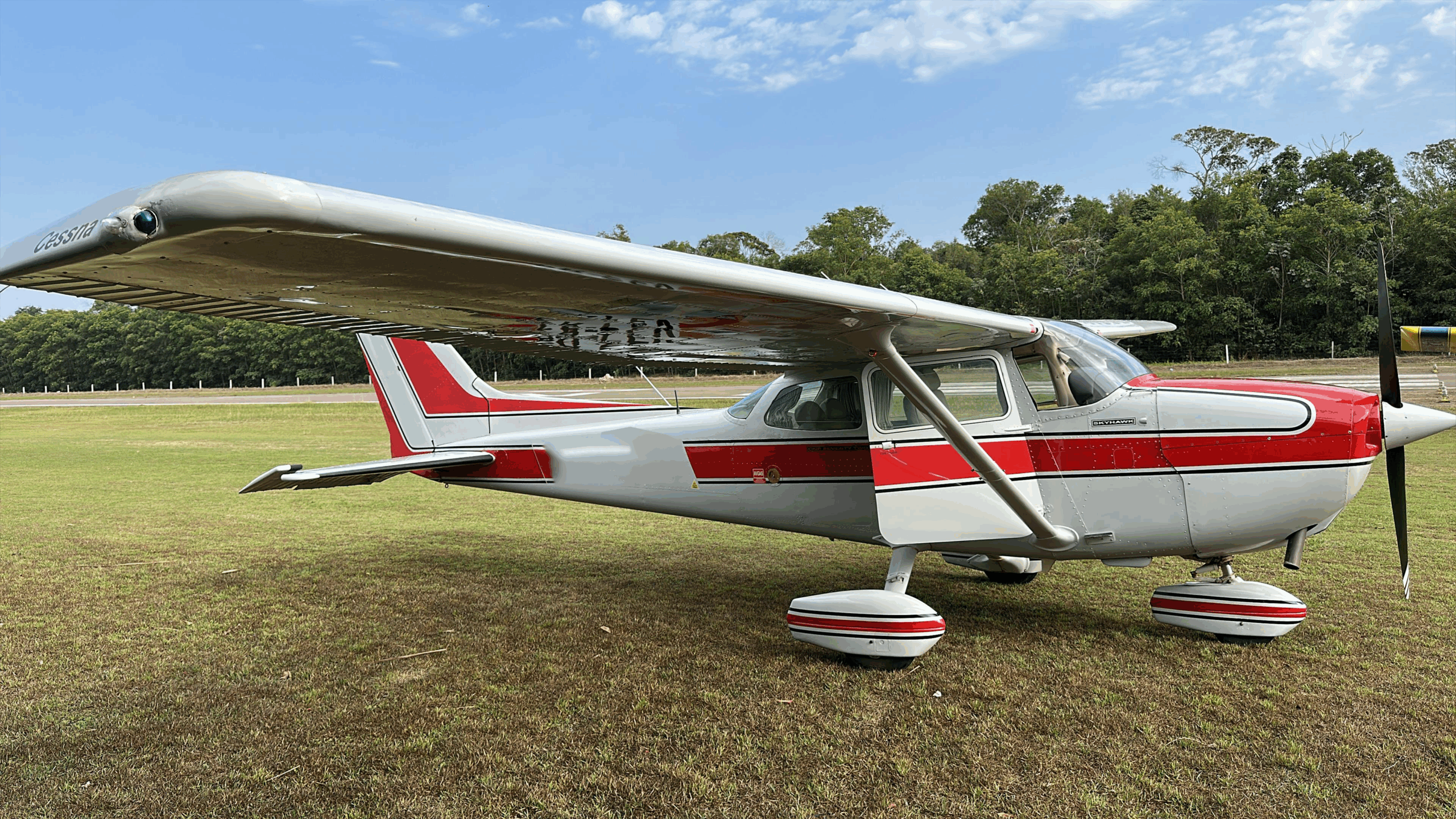 CESSNA 172N - 1978 - Imagem 5