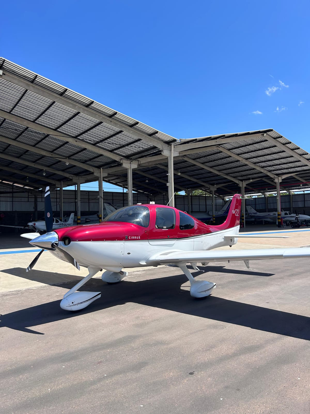 CIRRUS SR22 - 2011 - COTA 50% - Imagem 5