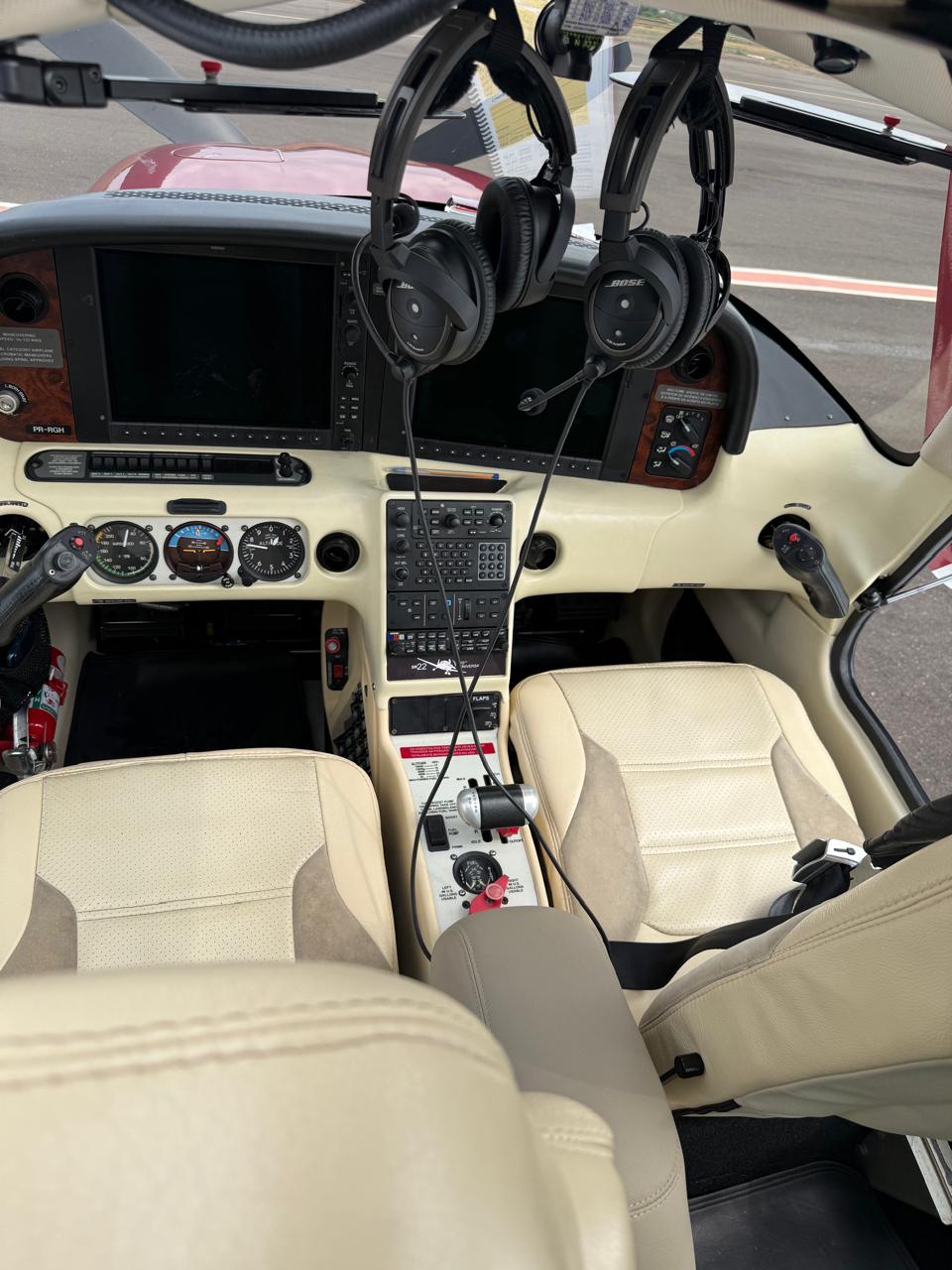 CIRRUS SR22 - 2011 - COTA 50% - Imagem 3