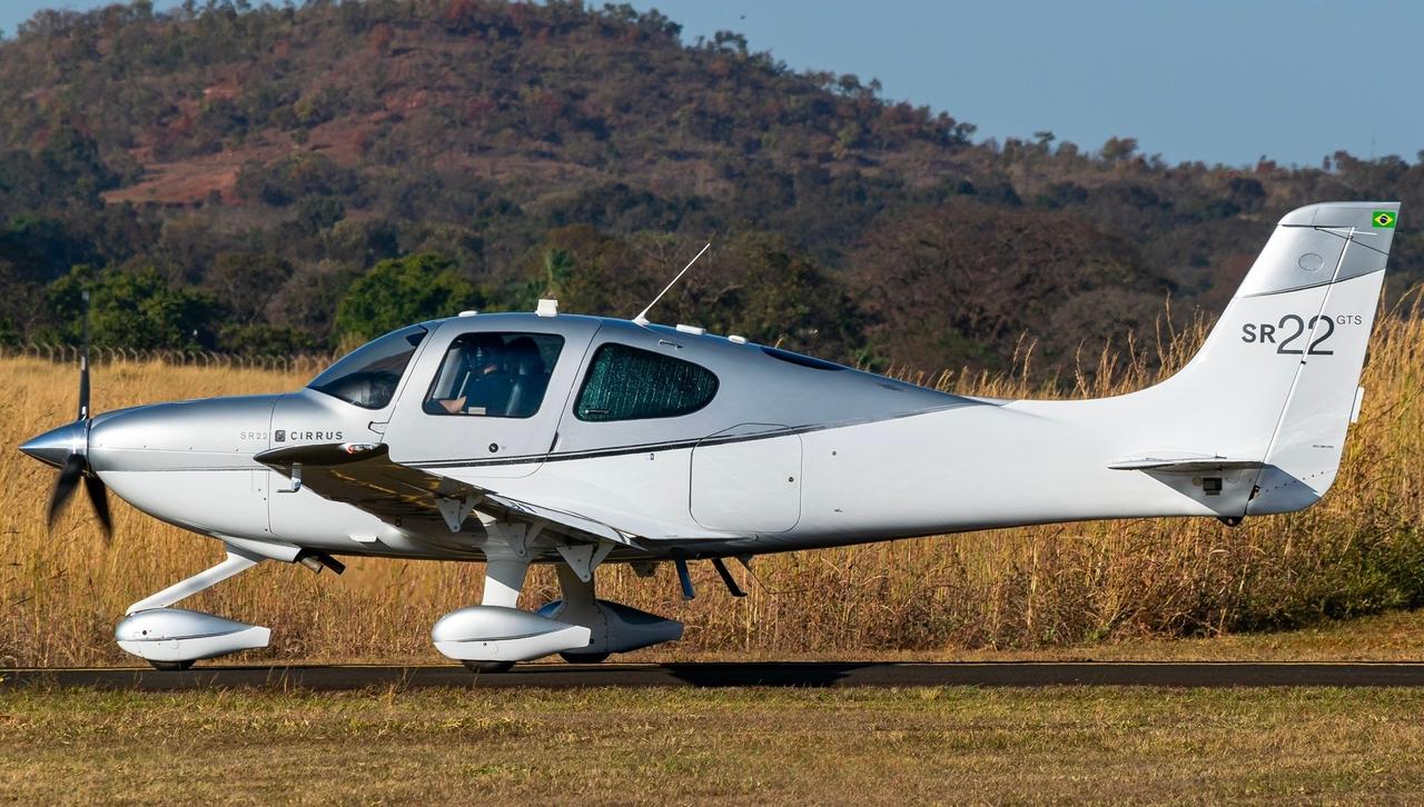 CIRRUS SR22 G3 GTS - 2011 - Imagem 5